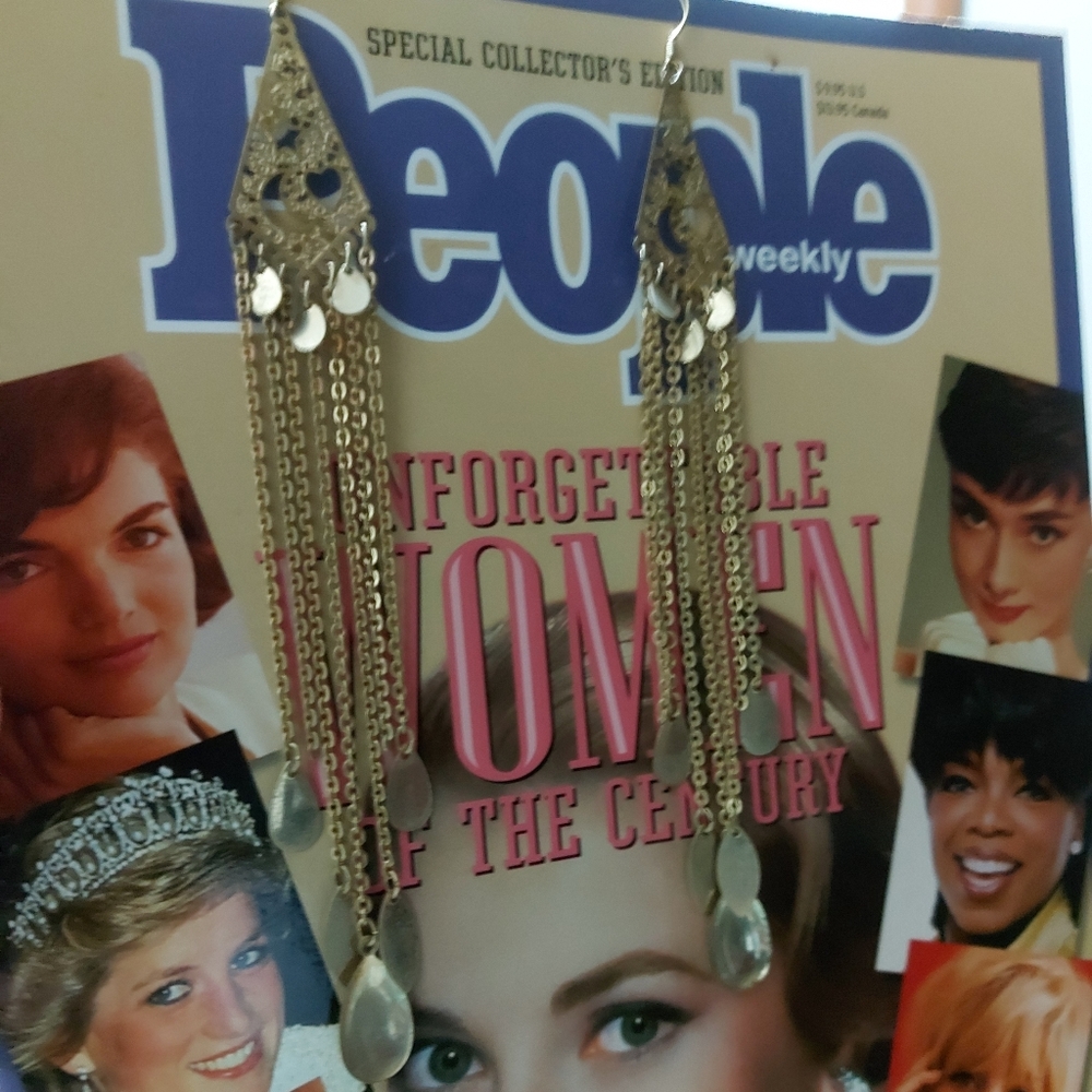 2/$35 Long statement earring - Picture 6 of 6